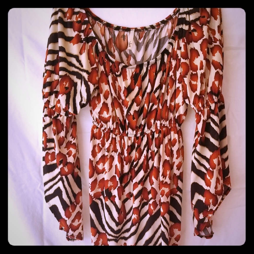 BELLE SLEEVE ANIMAL PRINT DRESS